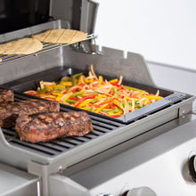Load image into Gallery viewer, WEBER Spirit Griddle - Hot Plate